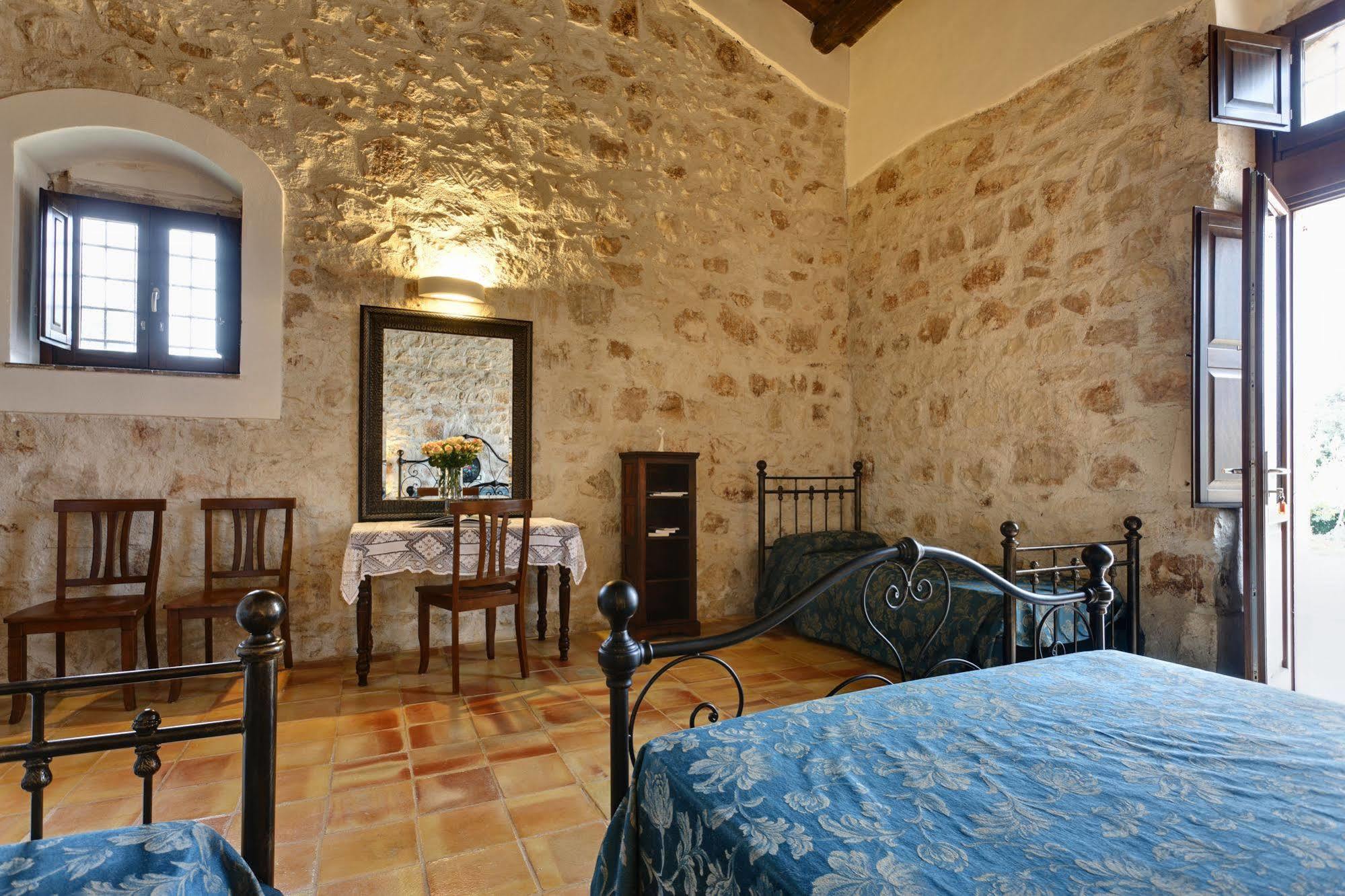 Agriturismo Gaia Noto Eksteriør billede